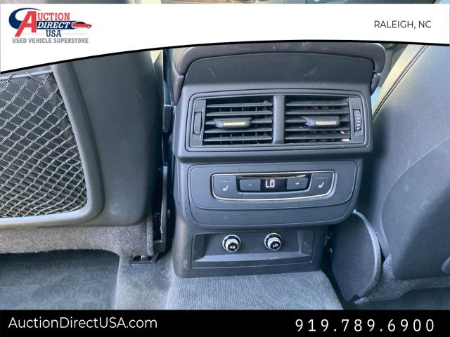 Vehicle image 20 of 36