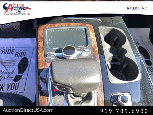 Vehicle image 27 of 36