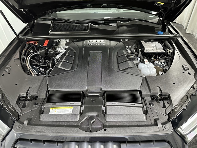 Vehicle image 31 of 34