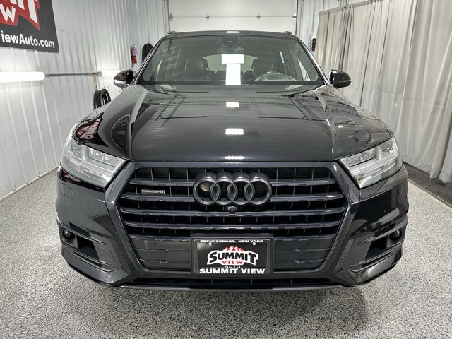 Vehicle image 2 of 34