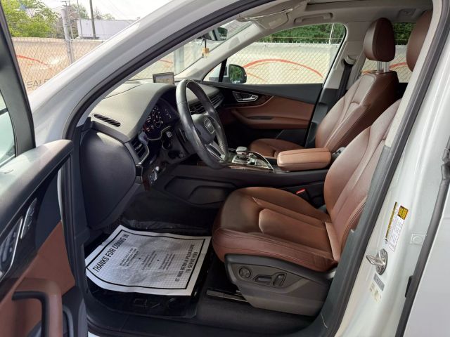 Vehicle image 51 of 55