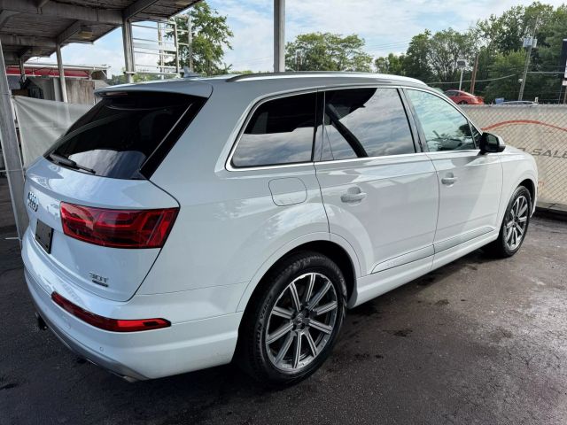 Vehicle image 8 of 55