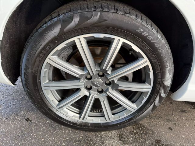 Vehicle image 13 of 55