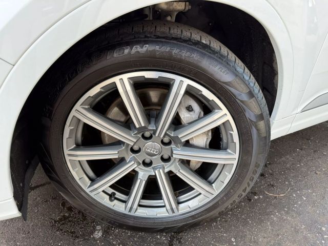 Vehicle image 12 of 55