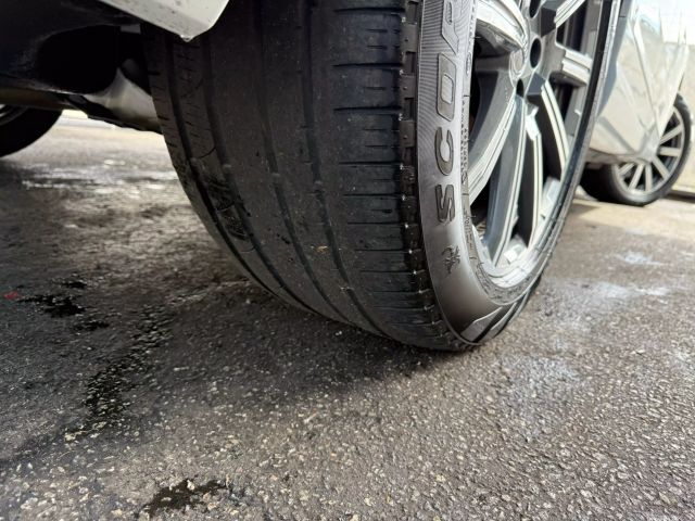 Vehicle image 20 of 55