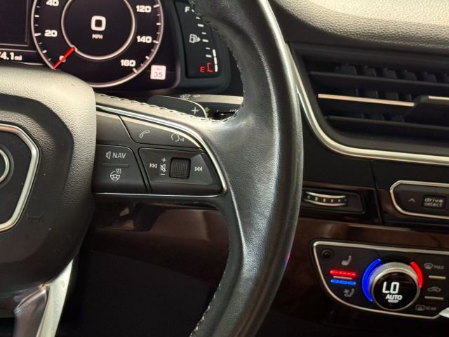 Vehicle image 54 of 55