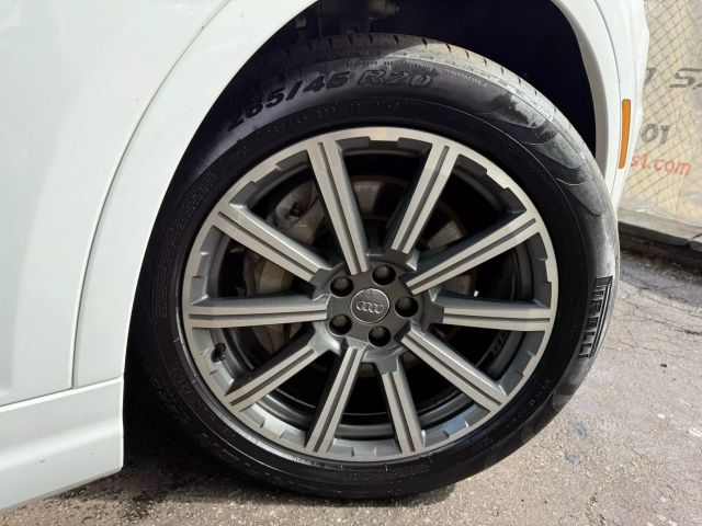 Vehicle image 15 of 55