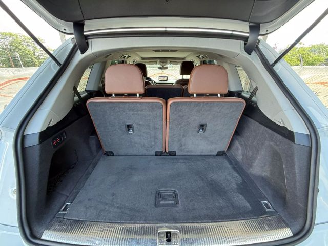 Vehicle image 23 of 55