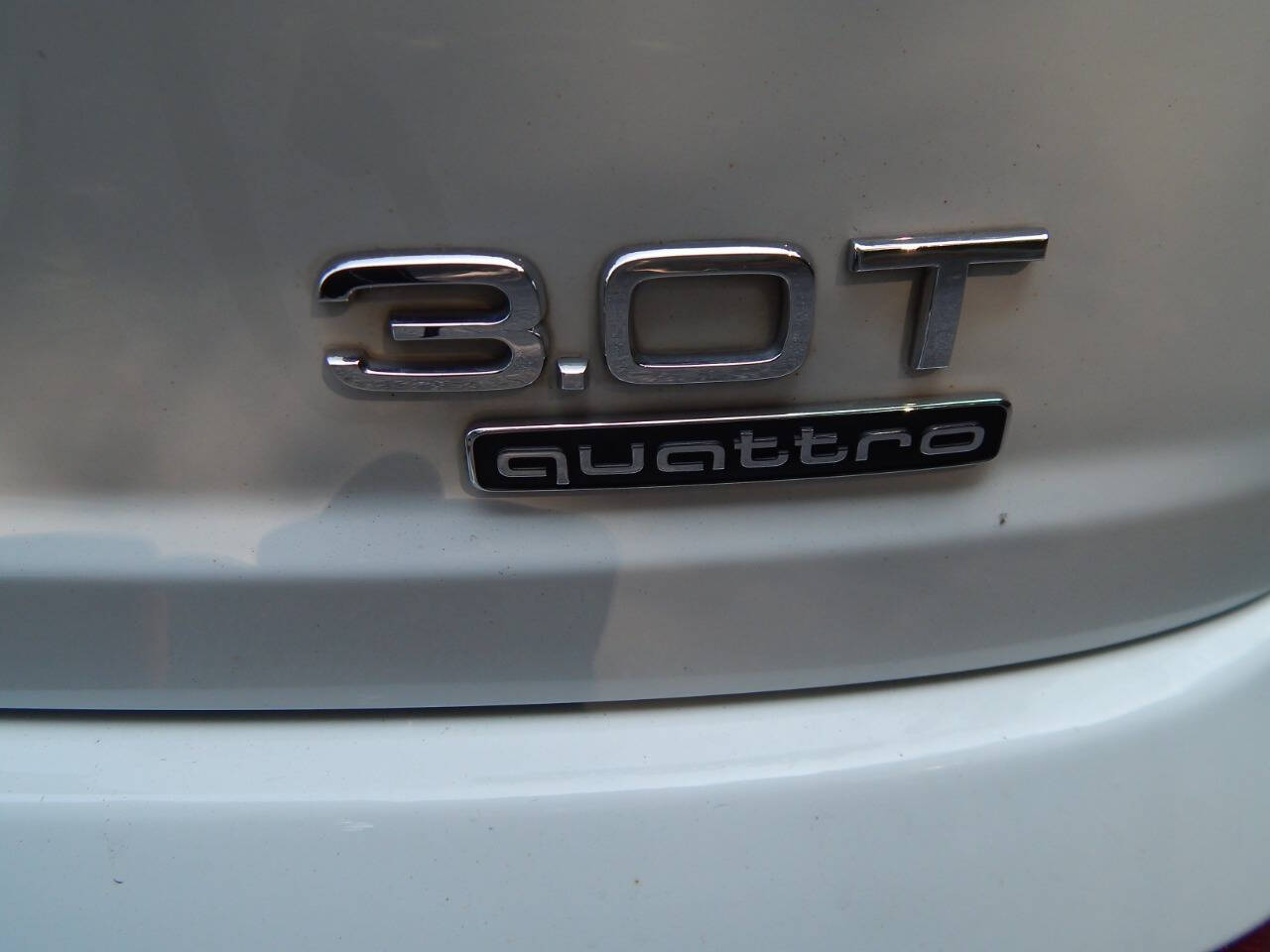 Vehicle image 56 of 59