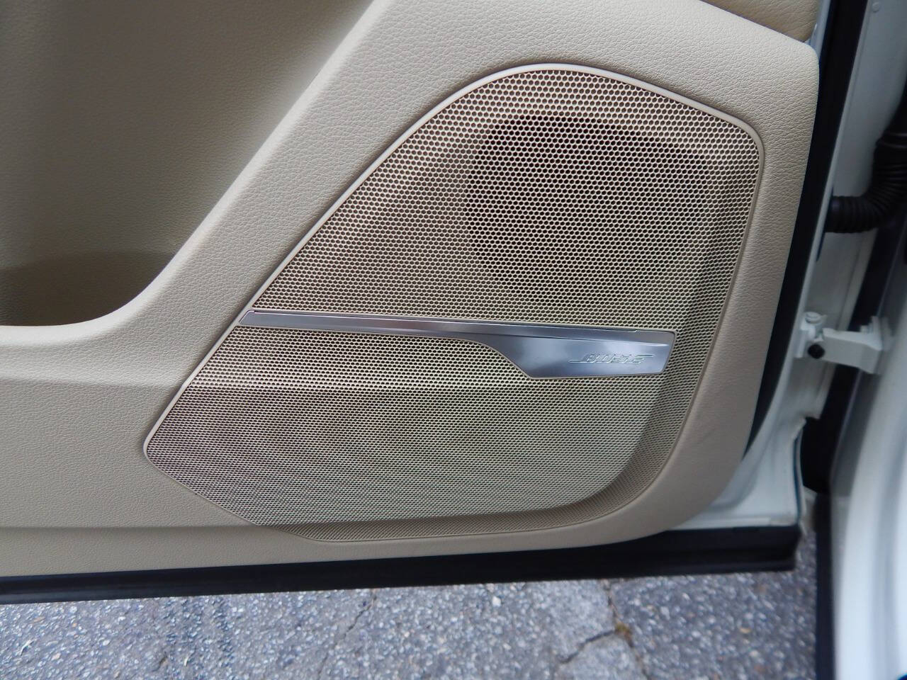 Vehicle image 47 of 59