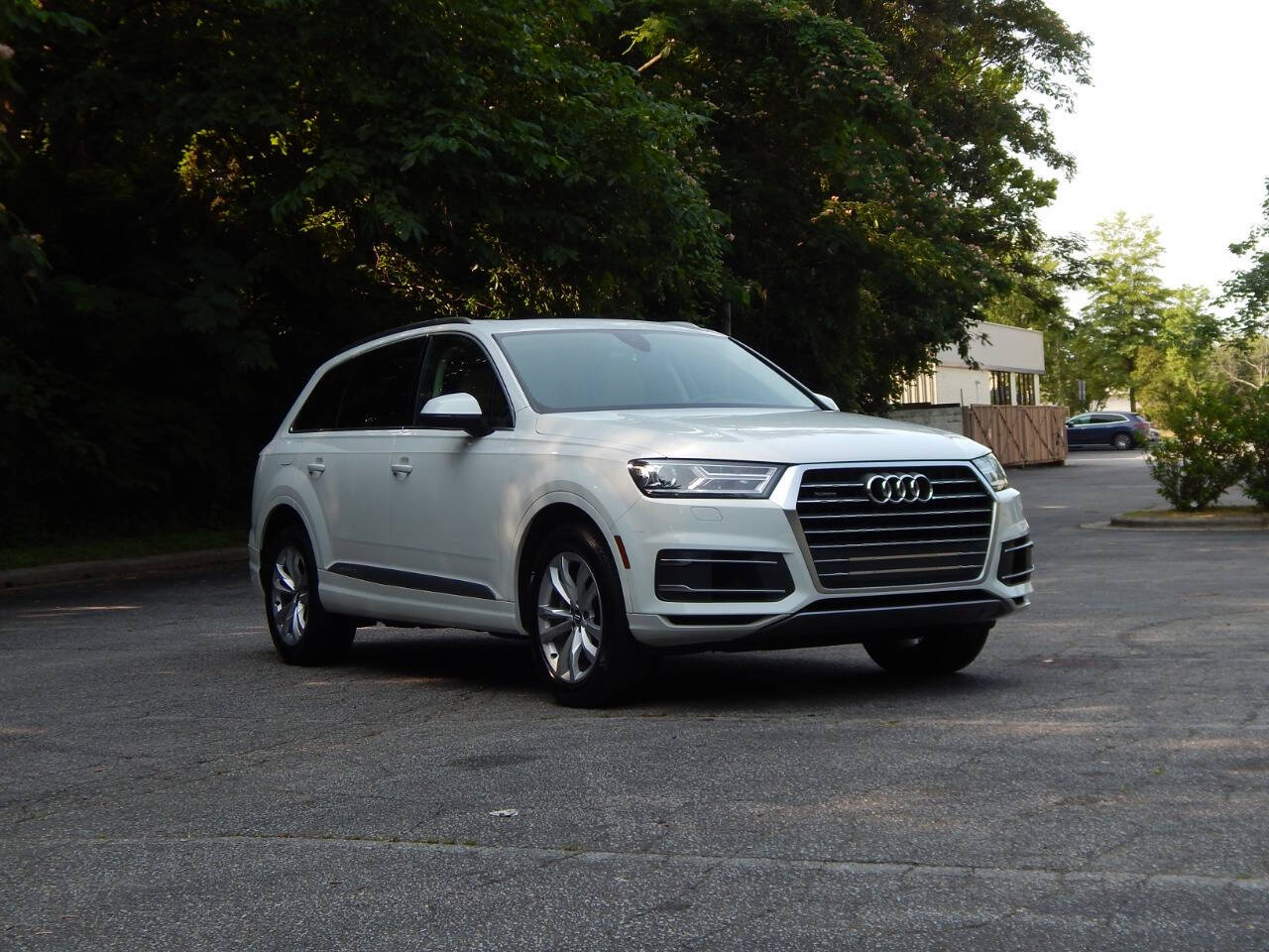 Vehicle image 3 of 59