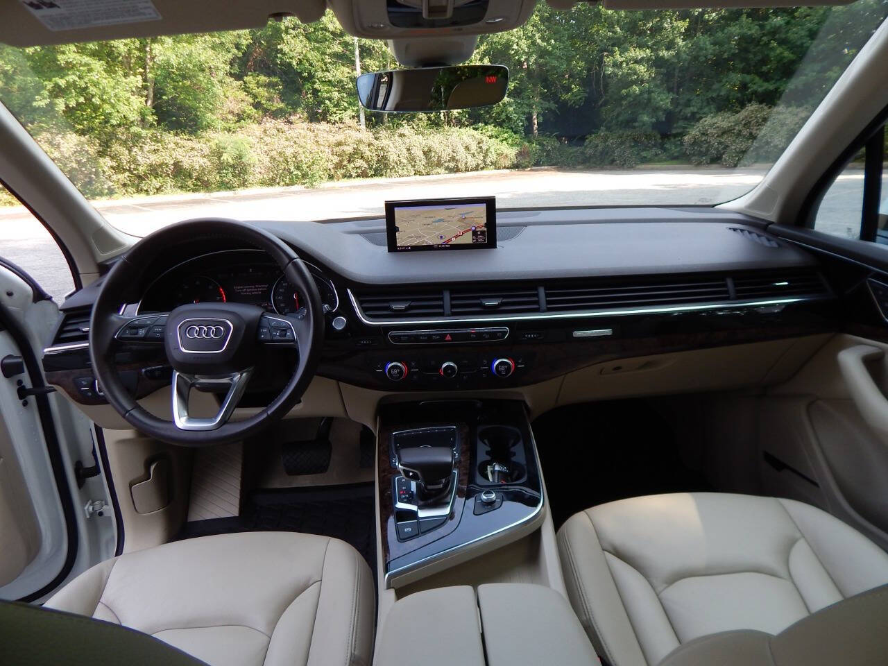 Vehicle image 49 of 59