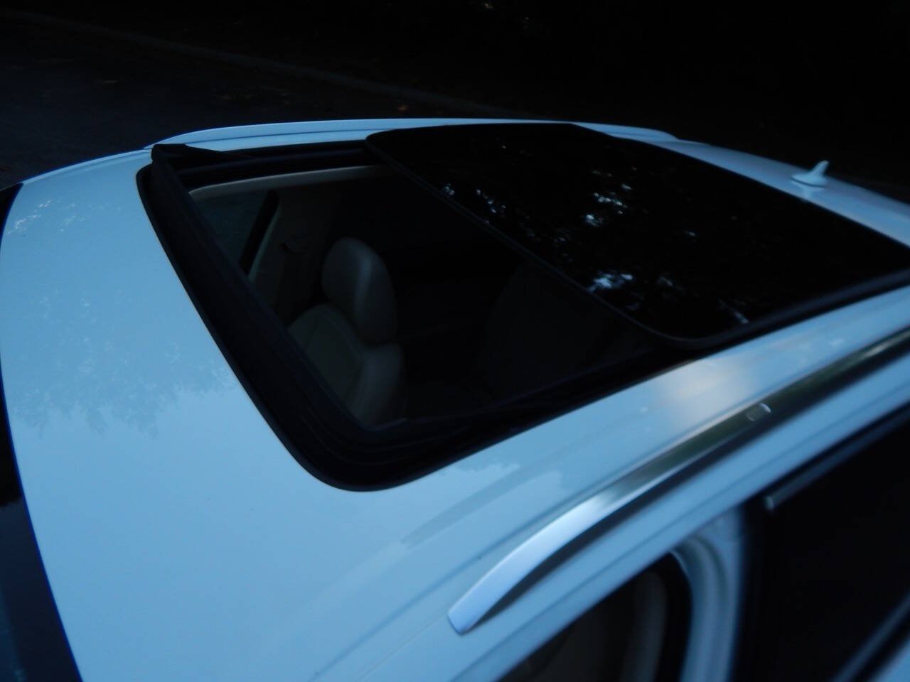 Vehicle image 46 of 59