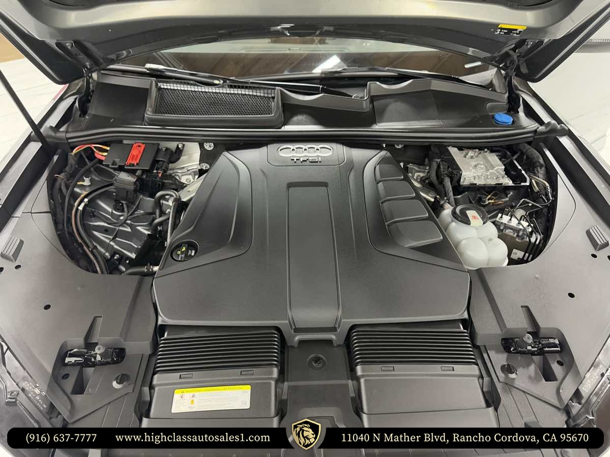 Vehicle image 46 of 52