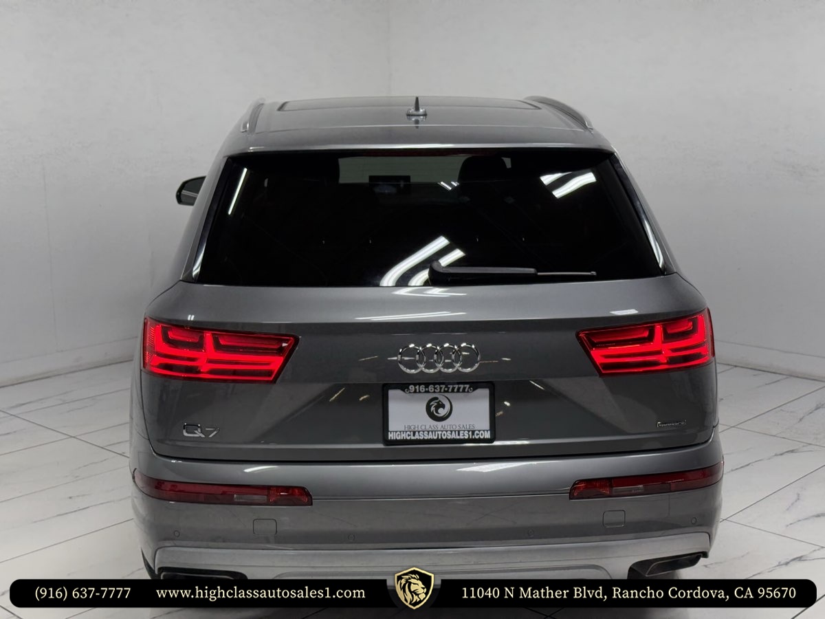Vehicle image 9 of 52