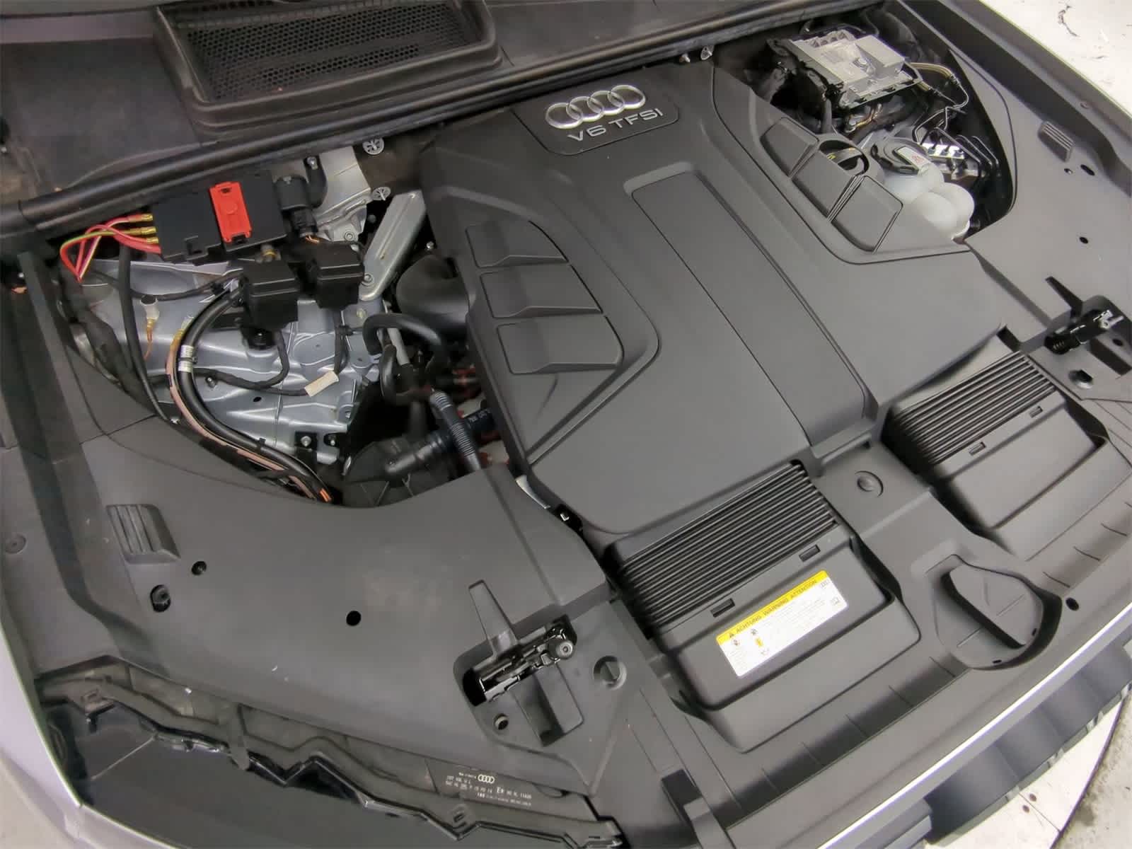 Vehicle image 9 of 37