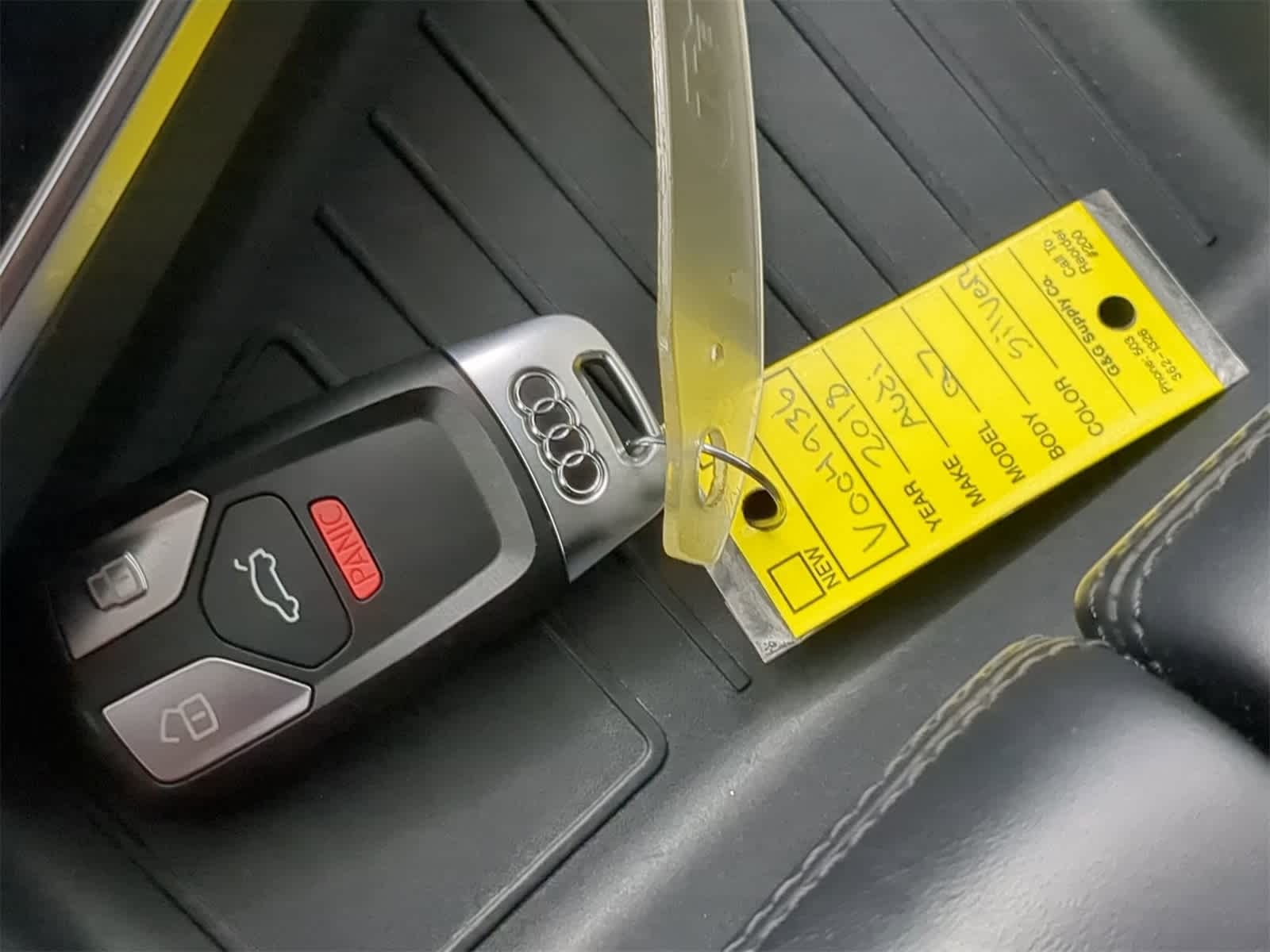 Vehicle image 28 of 37