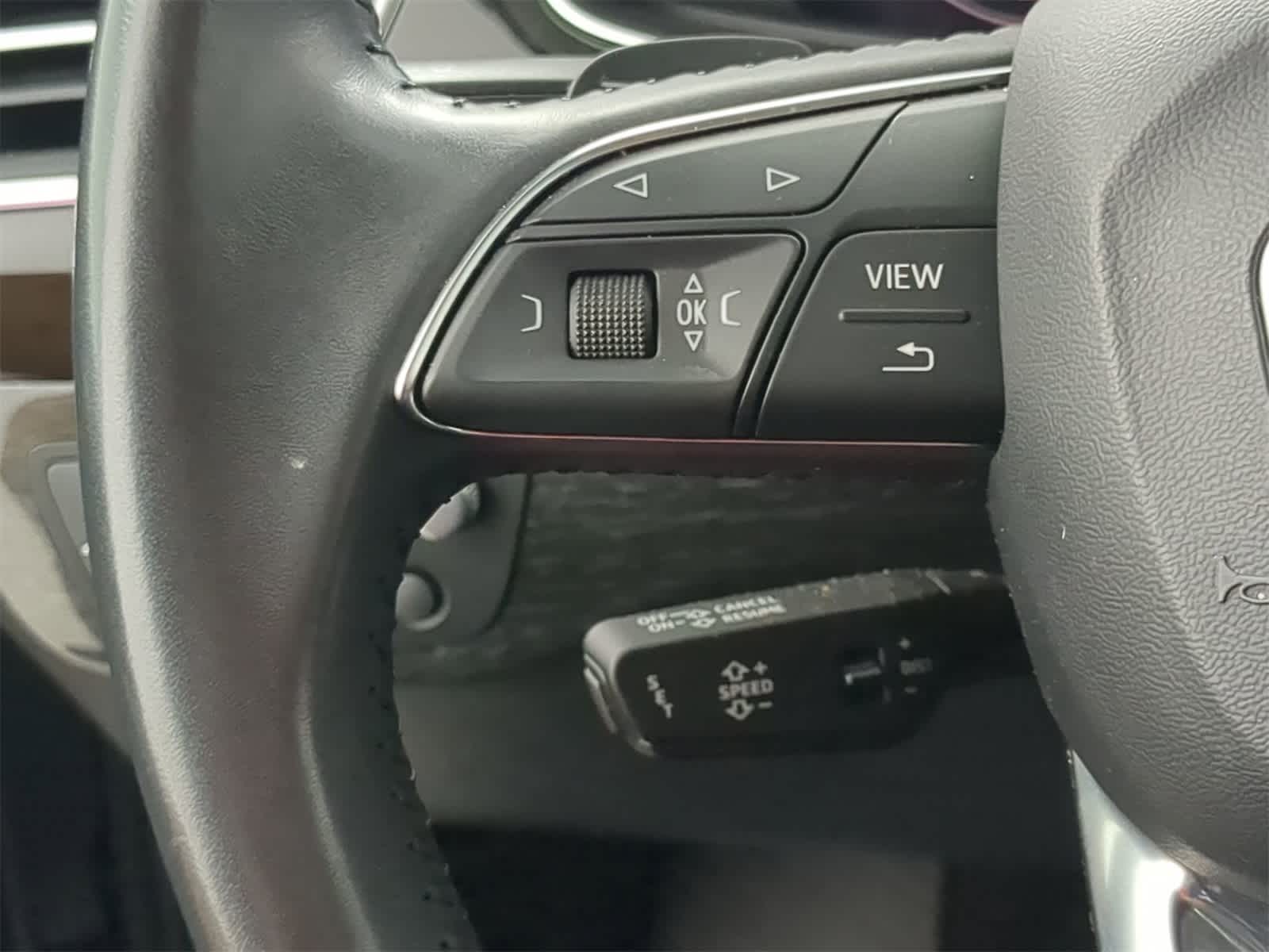 Vehicle image 36 of 37