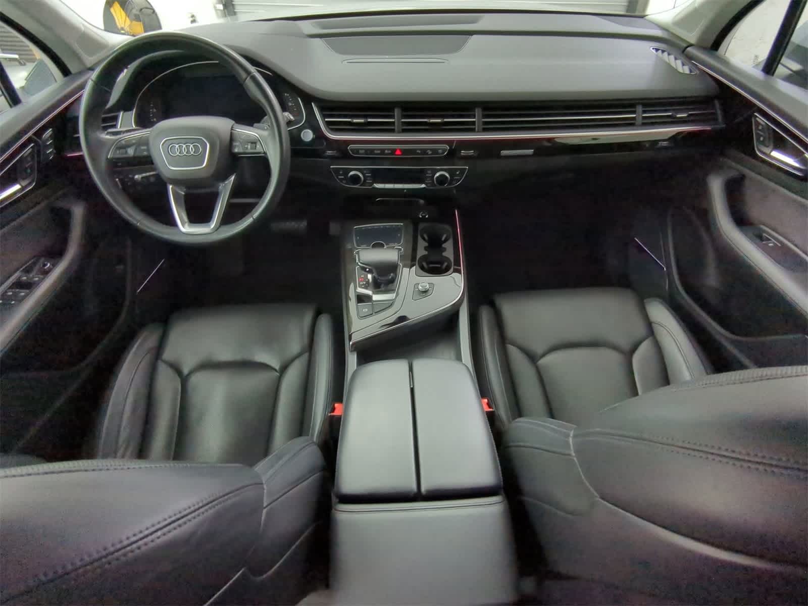 Vehicle image 18 of 37