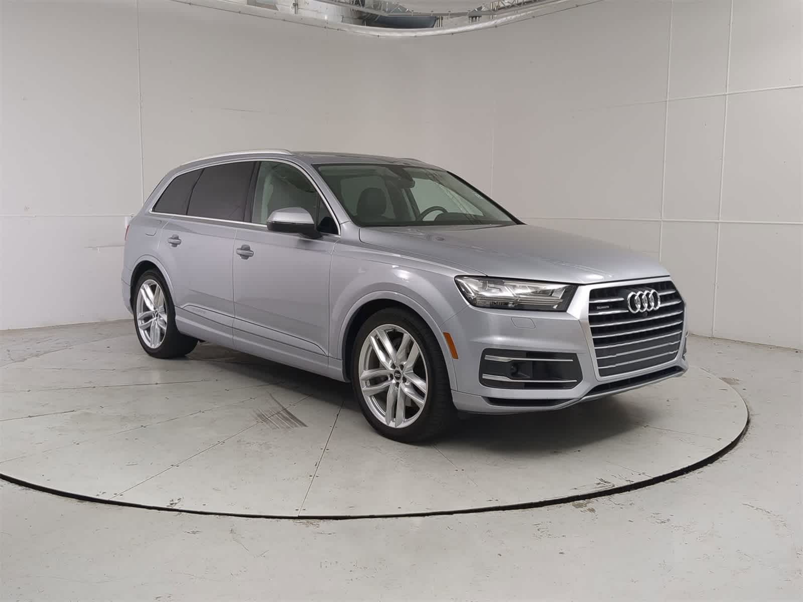 Vehicle image 3 of 37