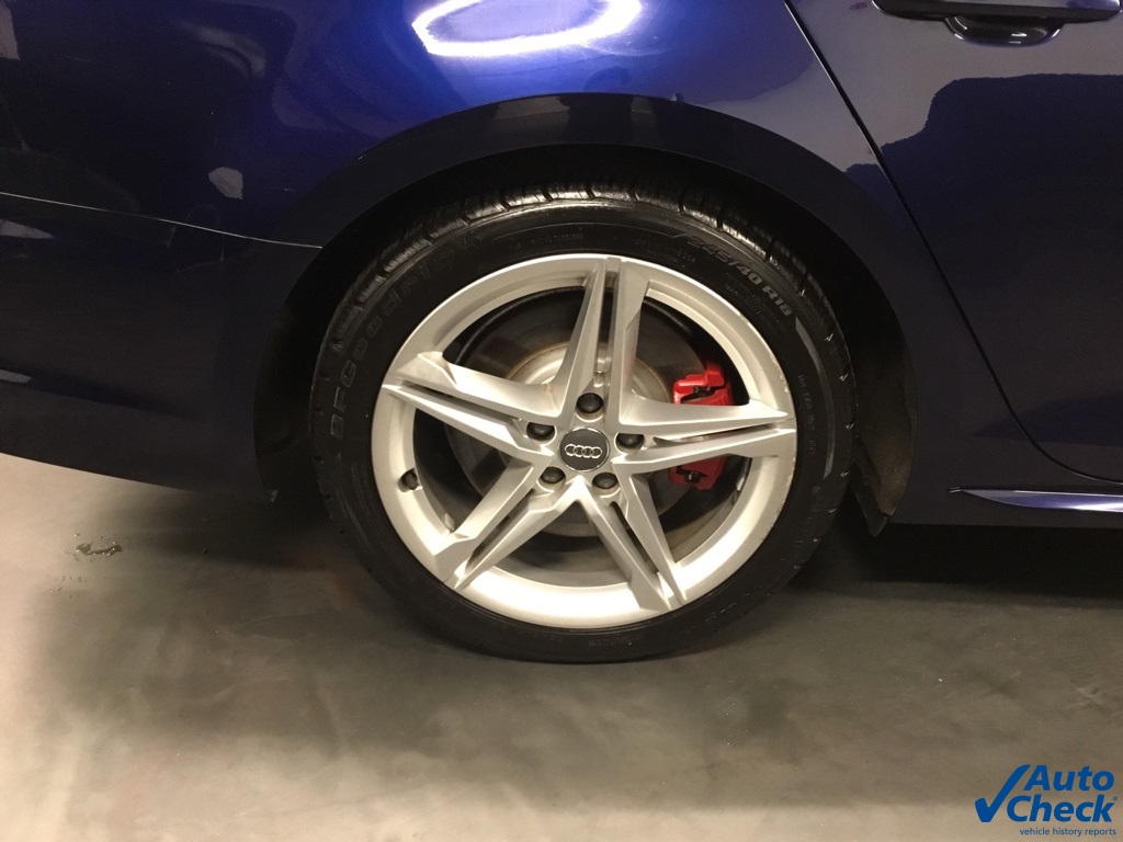 Vehicle image 15 of 51