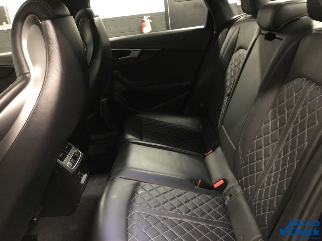 Vehicle image 22 of 51