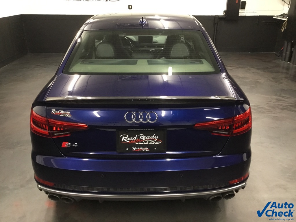Vehicle image 9 of 51