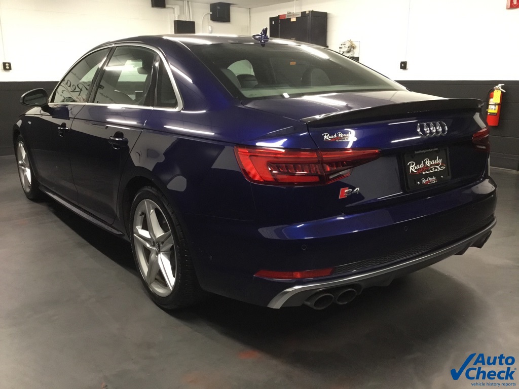 Vehicle image 11 of 51