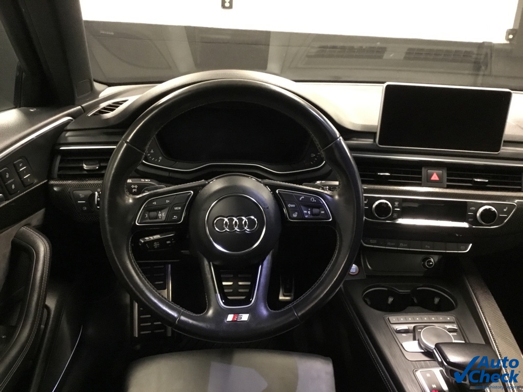 Vehicle image 29 of 51
