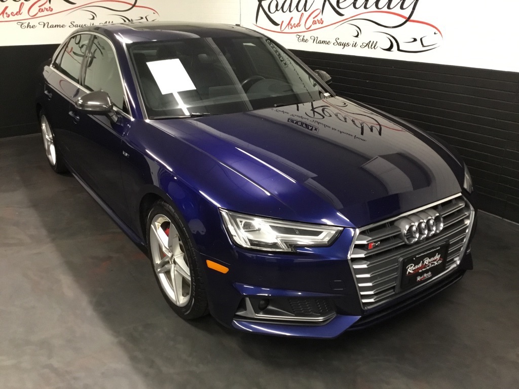 Vehicle image 4 of 51
