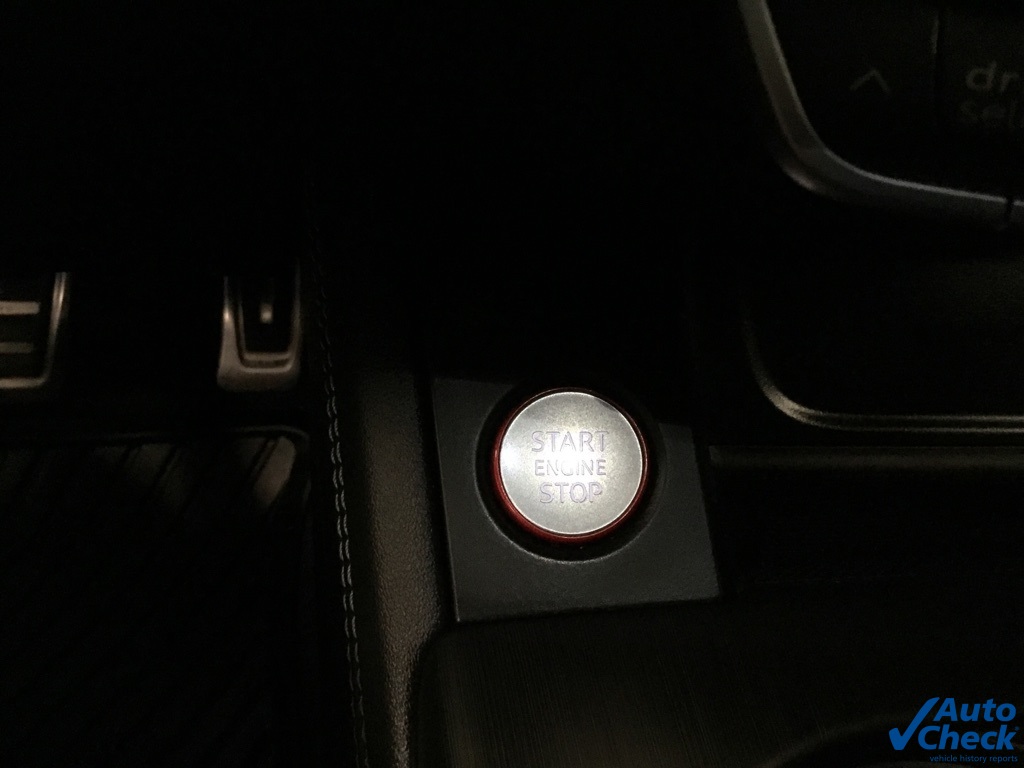 Vehicle image 43 of 51