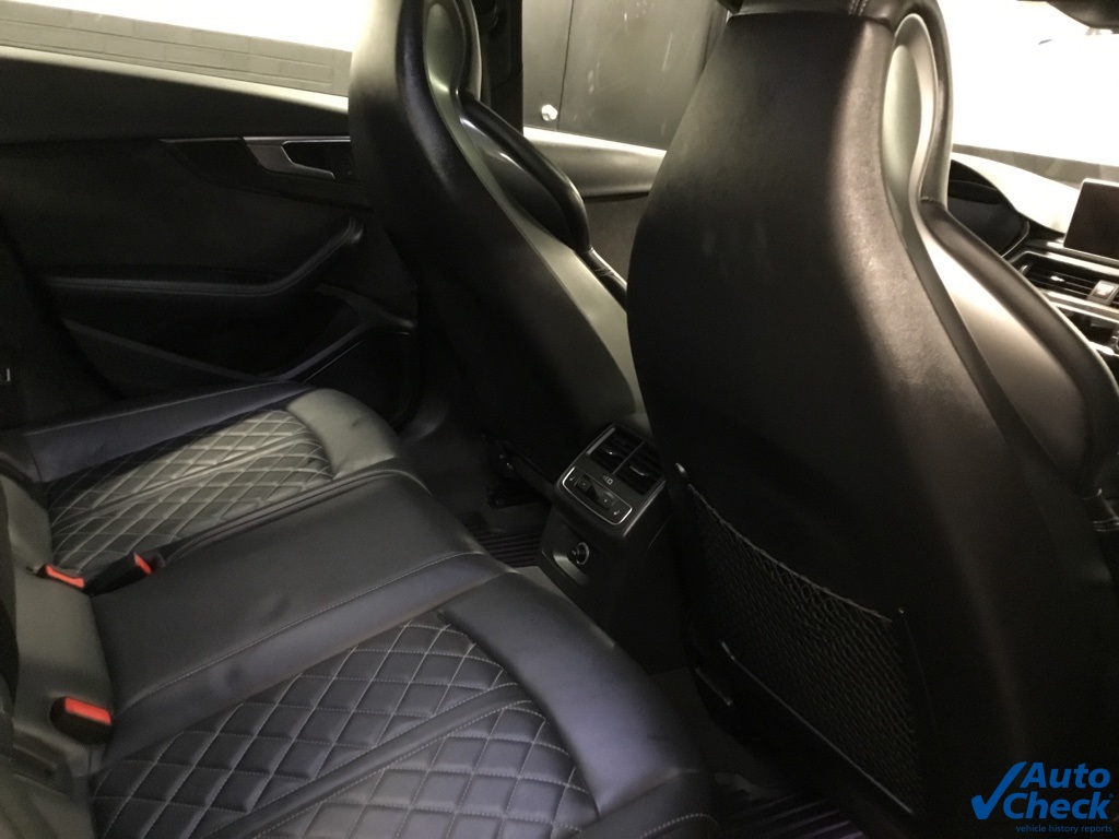 Vehicle image 23 of 51