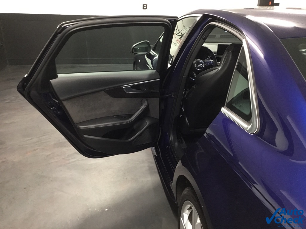 Vehicle image 34 of 51