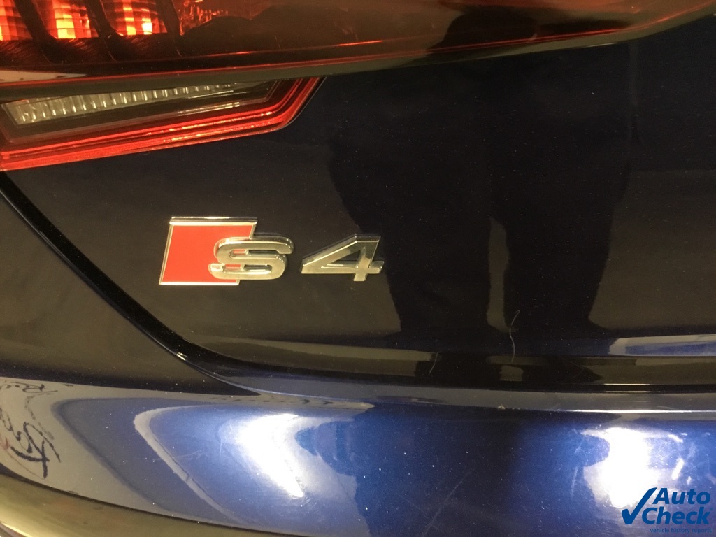 Vehicle image 36 of 51