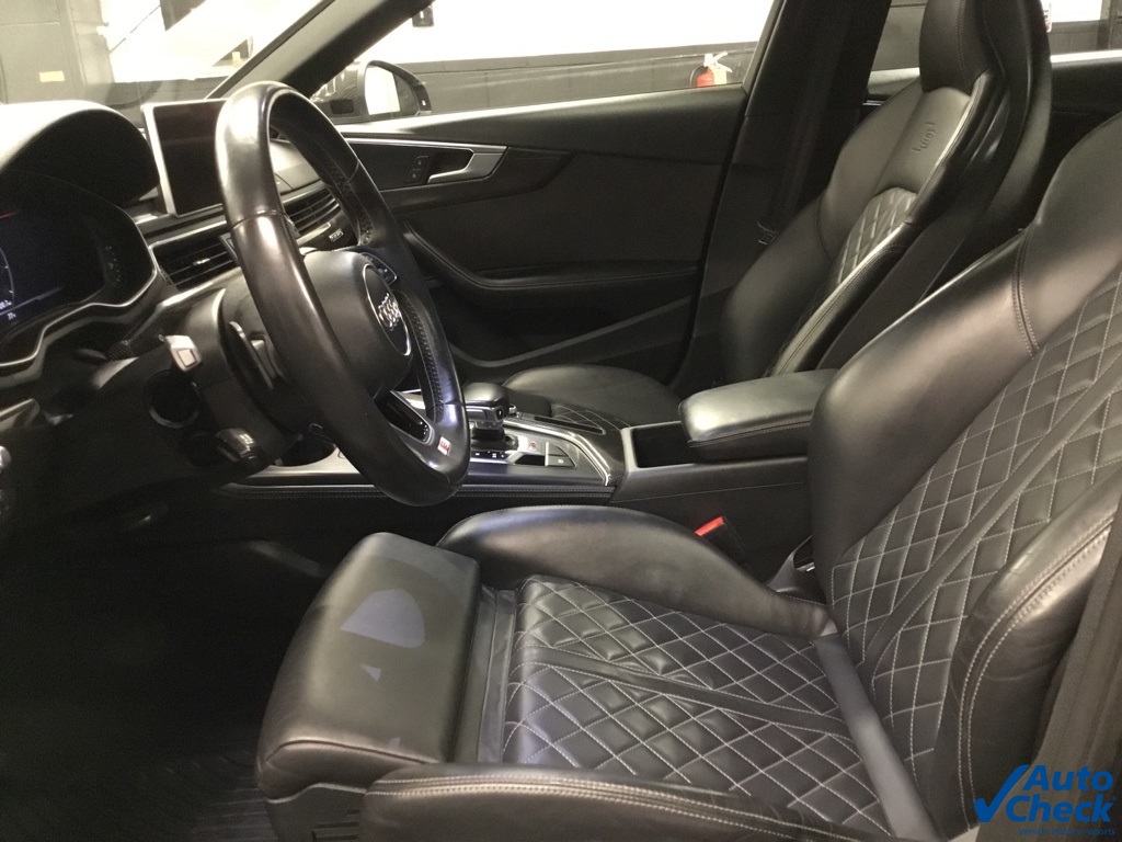 Vehicle image 24 of 51