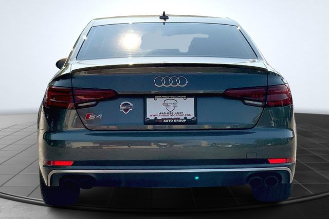 Vehicle image 5 of 35