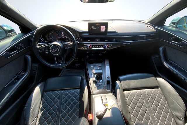 Vehicle image 13 of 35