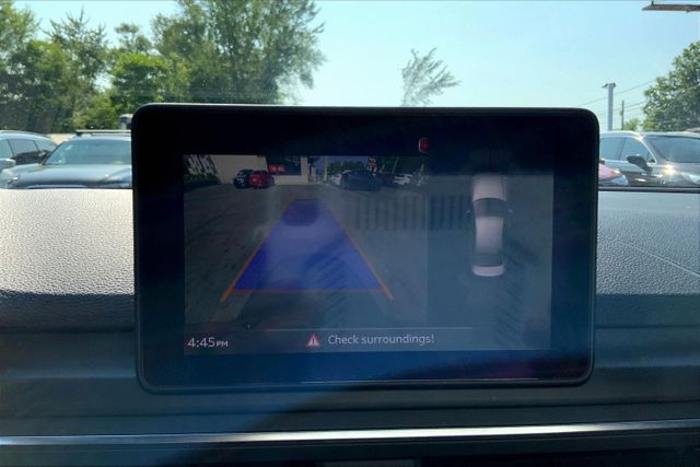 Vehicle image 19 of 35
