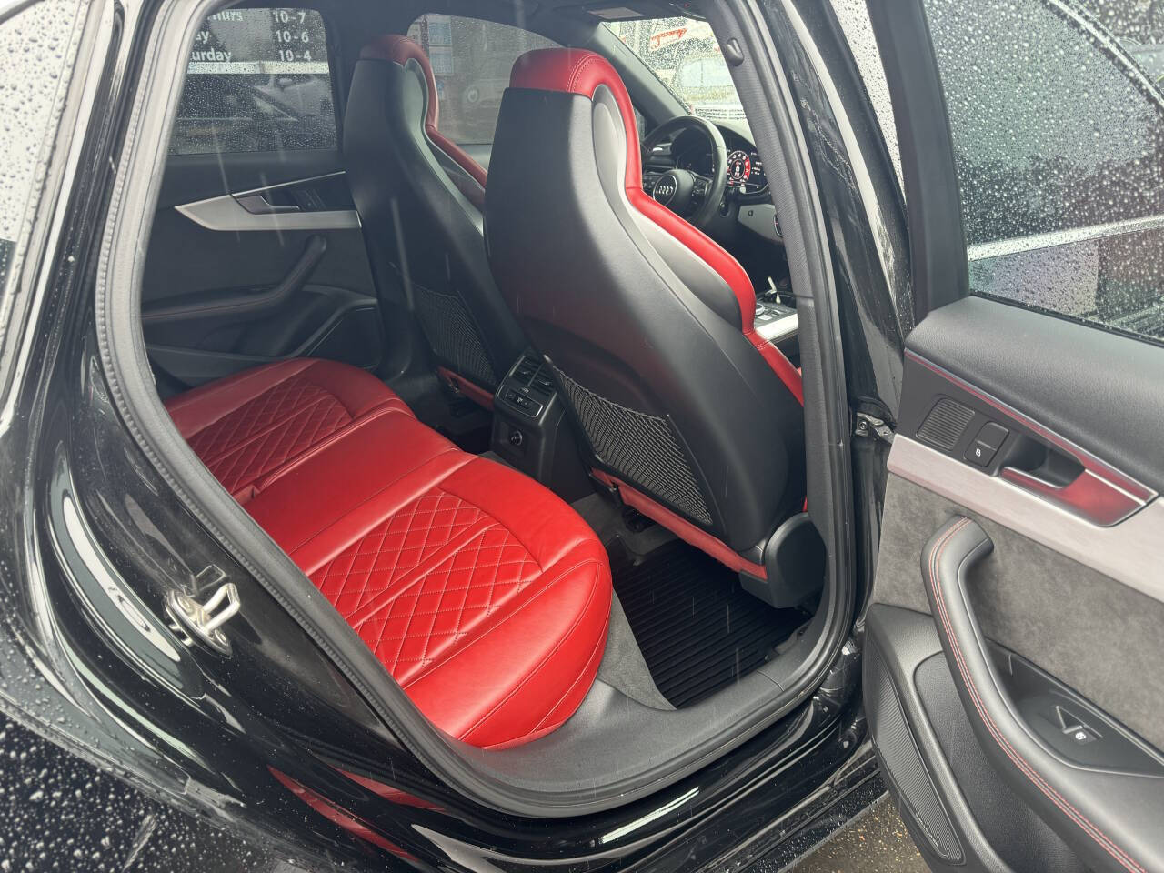 Vehicle image 10 of 38