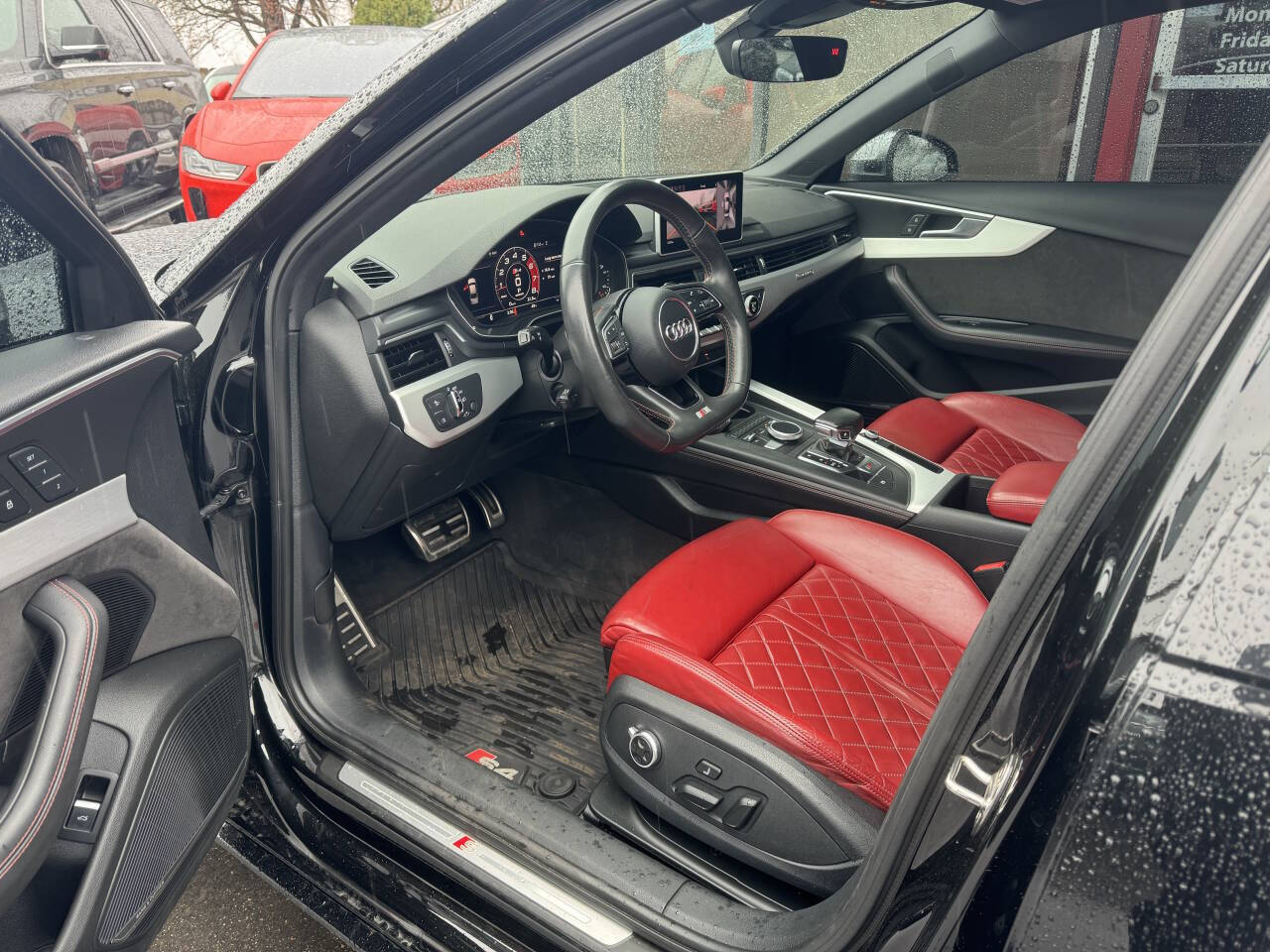 Vehicle image 16 of 38