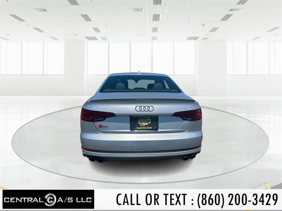 Vehicle image 6 of 23