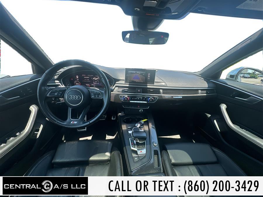 Vehicle image 14 of 23