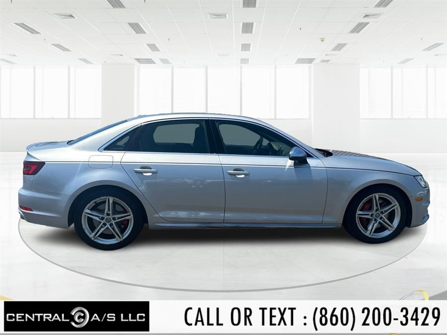 Vehicle image 4 of 23