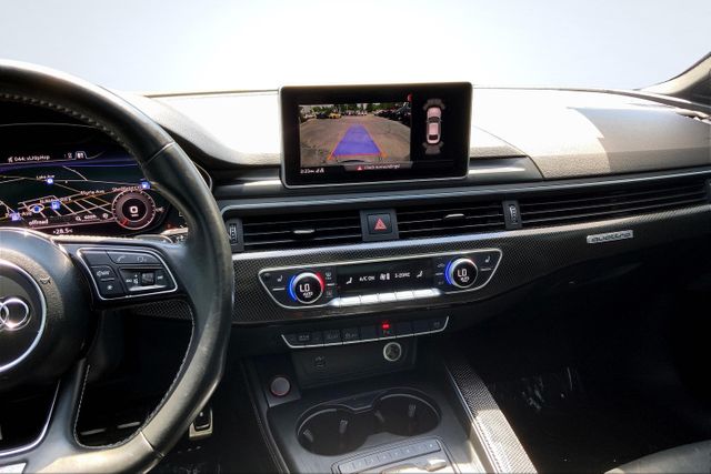 Vehicle image 16 of 35