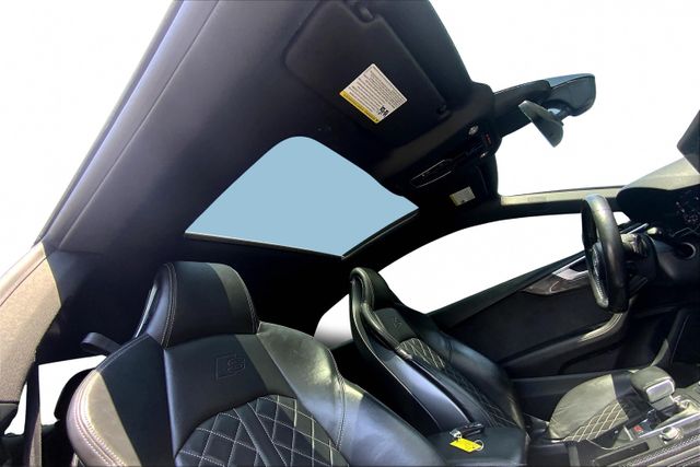 Vehicle image 12 of 35