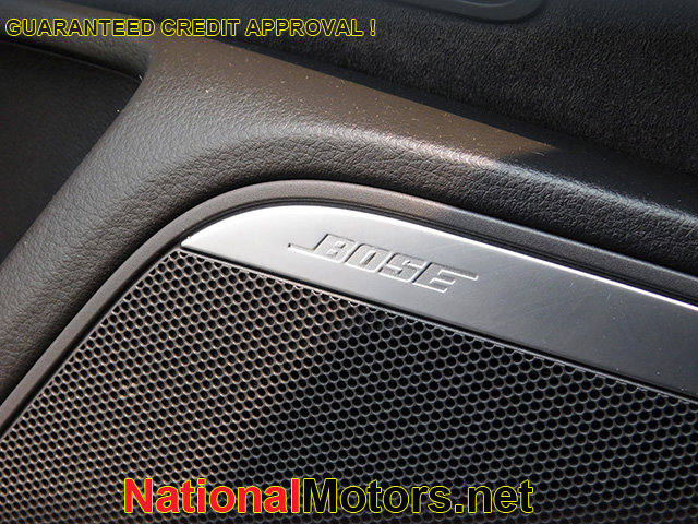 Vehicle image 17 of 20