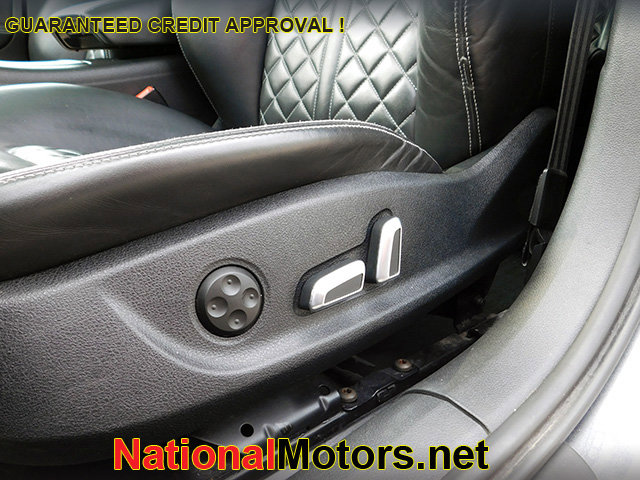 Vehicle image 9 of 20