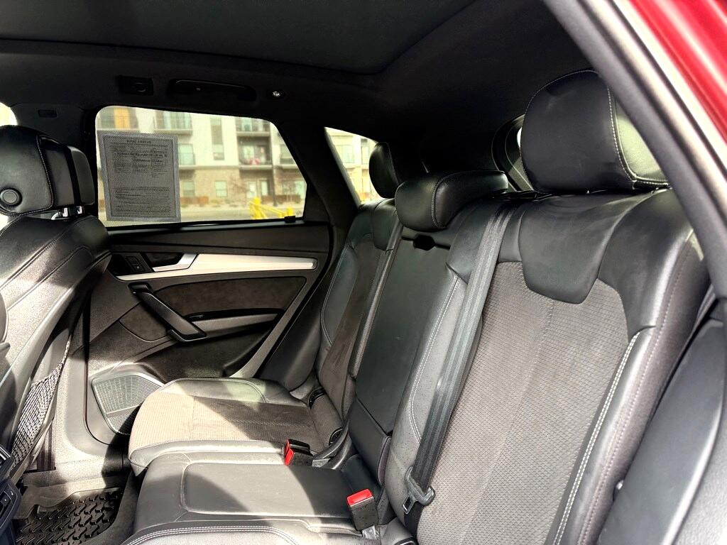 Vehicle image 28 of 49
