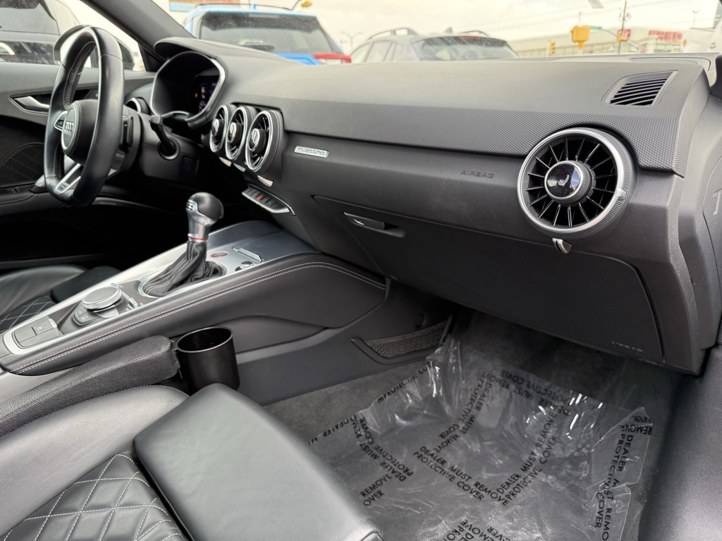 Vehicle image 24 of 27