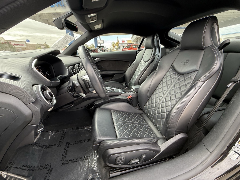 Vehicle image 11 of 27